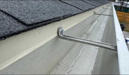 Gutter Guard Installation@1x